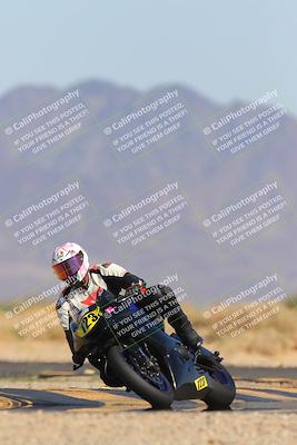 media/Mar-22-2025-CVMA (Sat) [[462c0ffedb]]/Race 13-Amateur Supersport Middleweight/